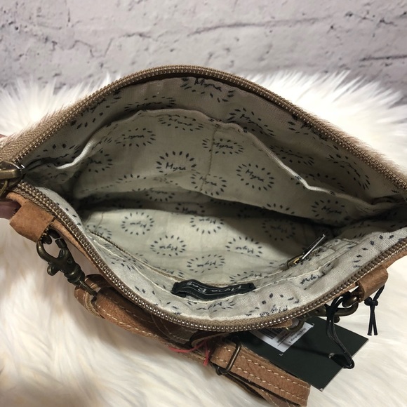 NEW Cow Hide & Leather Crossbody Shoulder Bag - Picture 7 of 8